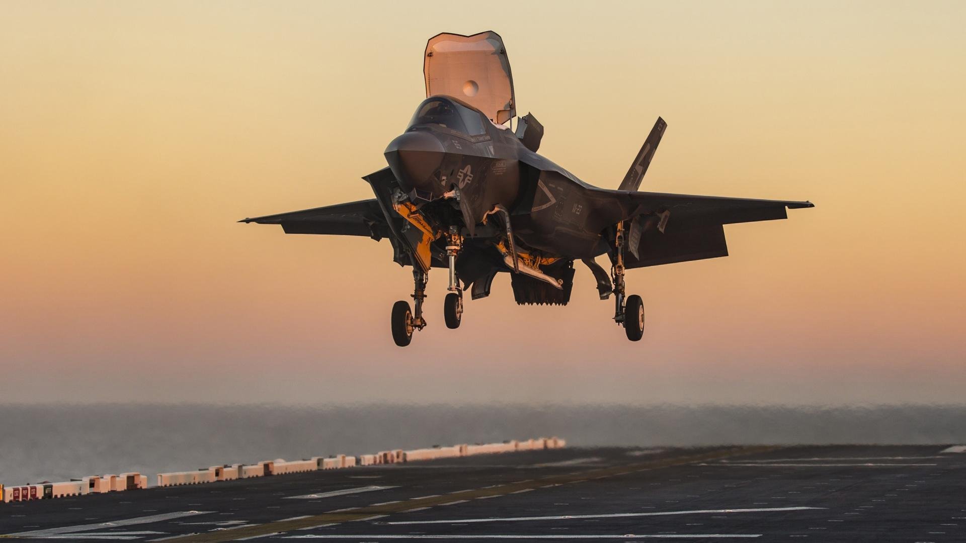 开云官网在线-欧洲杯终极大战：战术变革带来新奇迹，欧洲杯战术分析